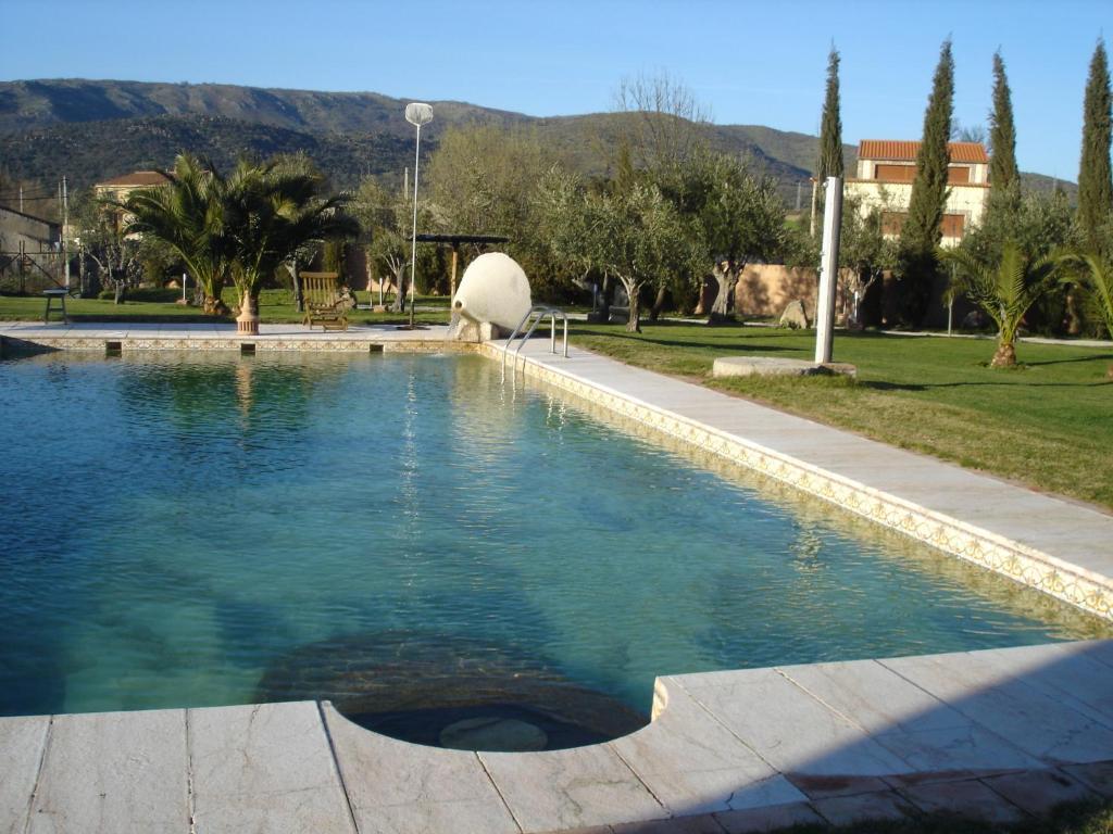 Posada Tresmentiras Aldeanueva del Camino Exteriör bild