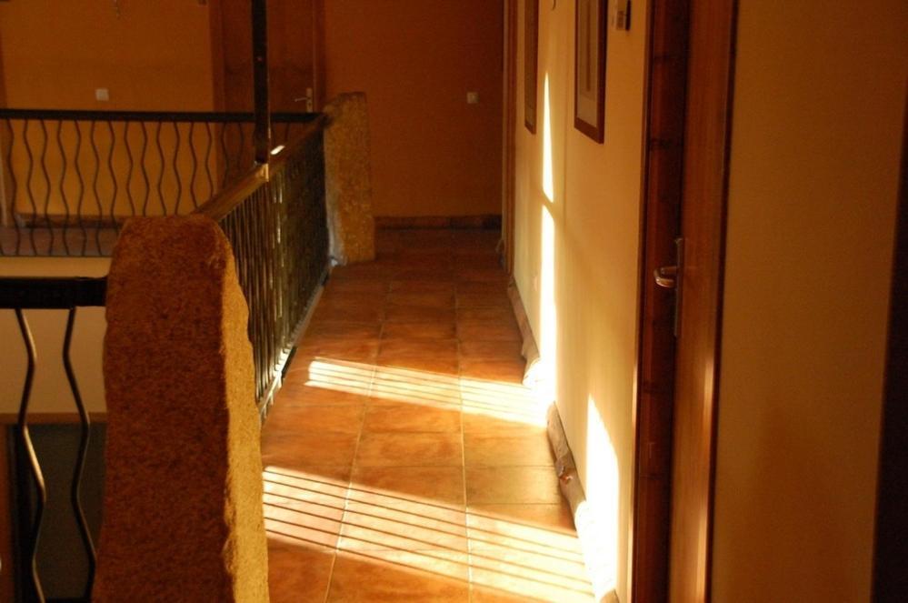 Posada Tresmentiras Aldeanueva del Camino Exteriör bild