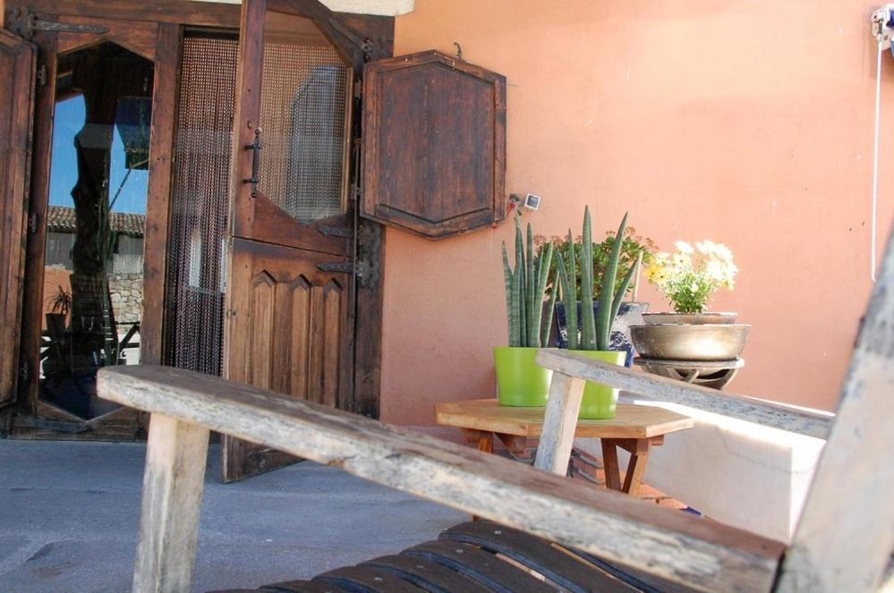 Posada Tresmentiras Aldeanueva del Camino Exteriör bild