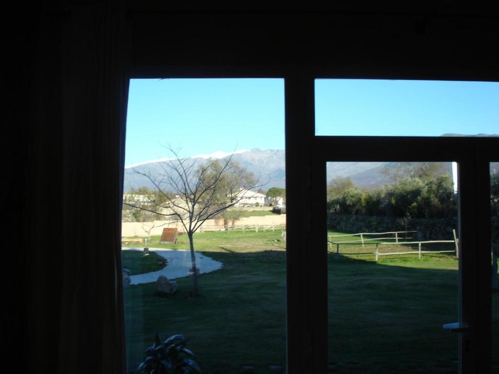 Posada Tresmentiras Aldeanueva del Camino Exteriör bild